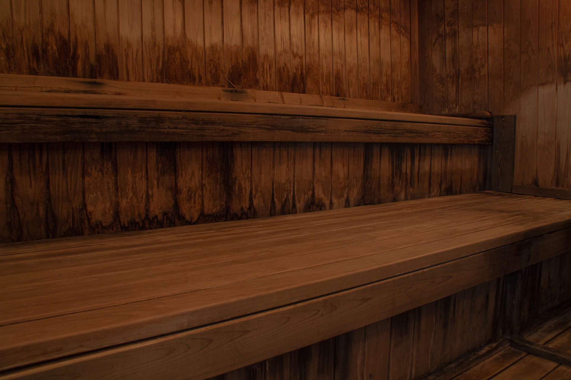 サウナと岩盤浴の違い Ftc株式会社 質屋かんてい局 リサイクルマート フランチャイズチェーン本部公式サイトです サウナと岩盤浴の違い Ftc株式会社 質屋かんてい局 リサイクルマート フランチャイズチェーン本部公式サイトです