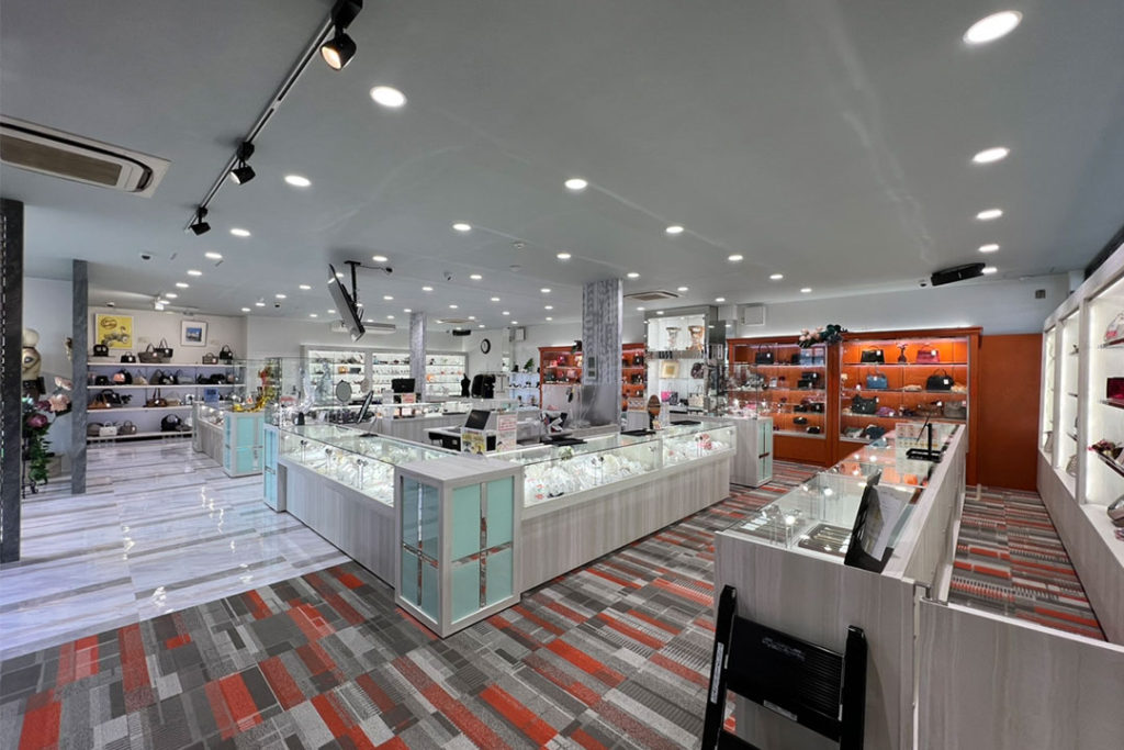 ブランド品 高級時計 貴金属 ブランドショップ リユースショップ